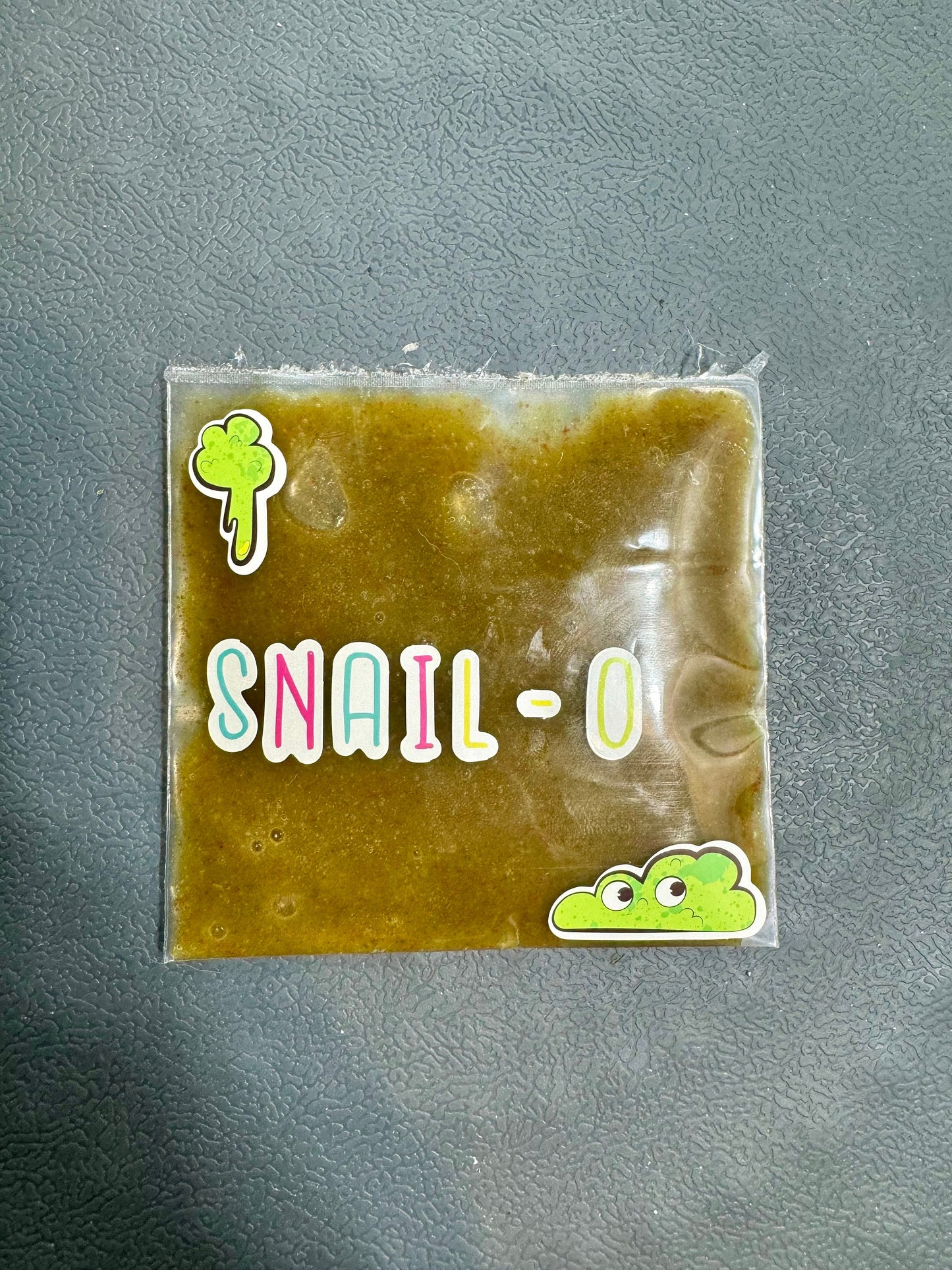 Snail-O - Snail Food (Snail Jell-o) Rabbit Snails Ramshorn, and Mystery Snails Love It